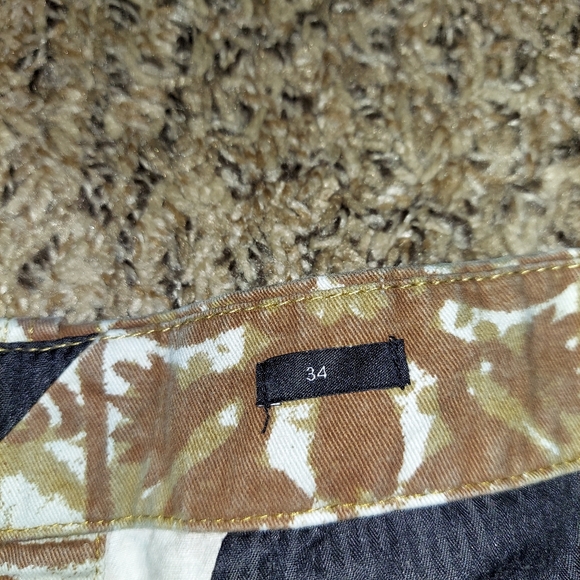 Mens Volcom Shorts 34 - Picture 4 of 5